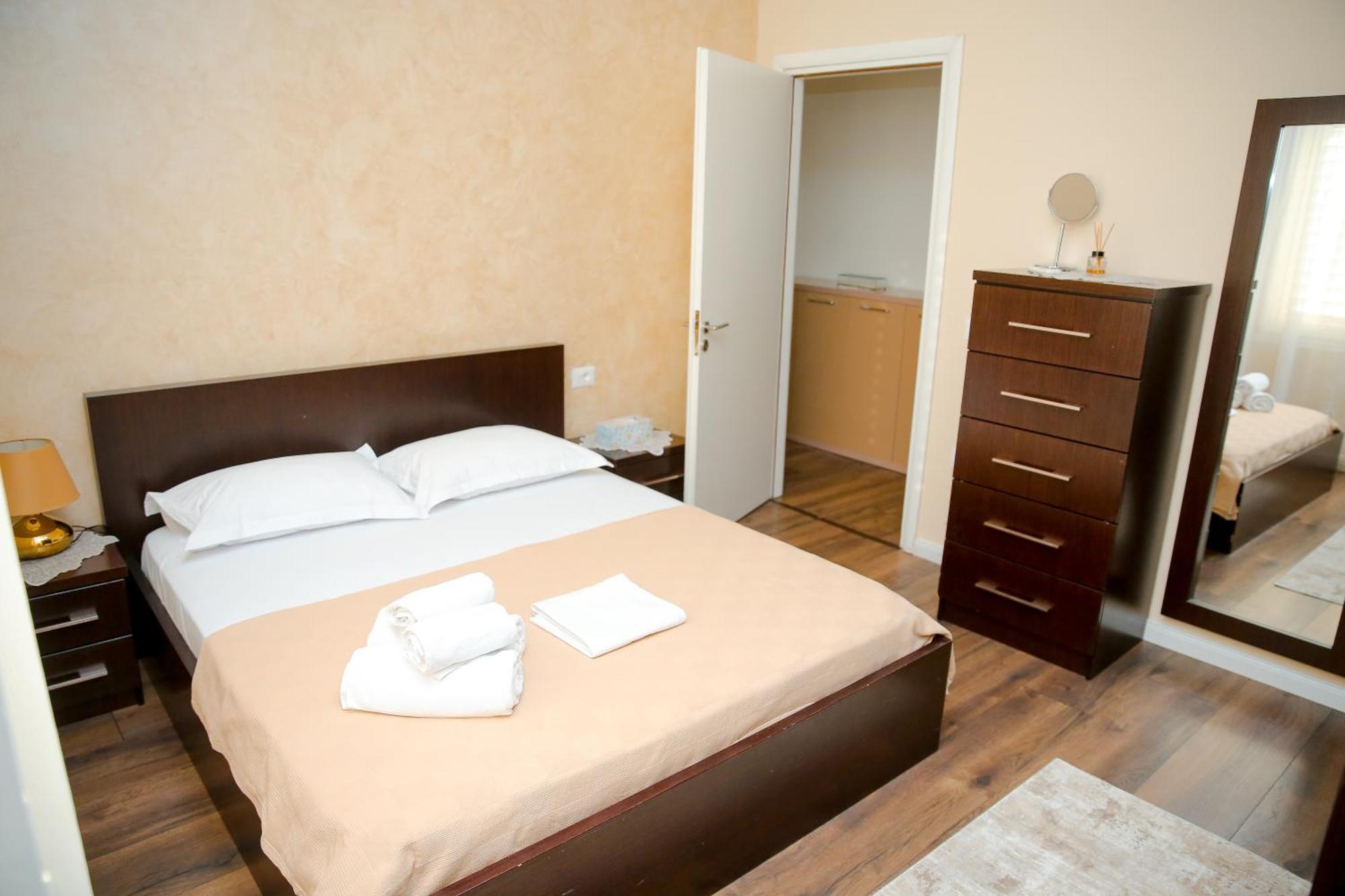 Ferienwohnung Casa Di Besarb Shkodra Exterior foto